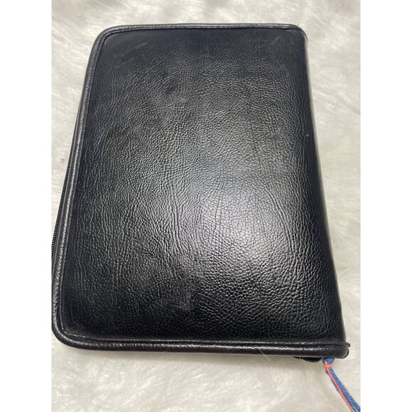 Mundi Soft Pebble Black Leather Zipper Portfolio Organizer With 3-Ring Binder - Picture 2 of 8